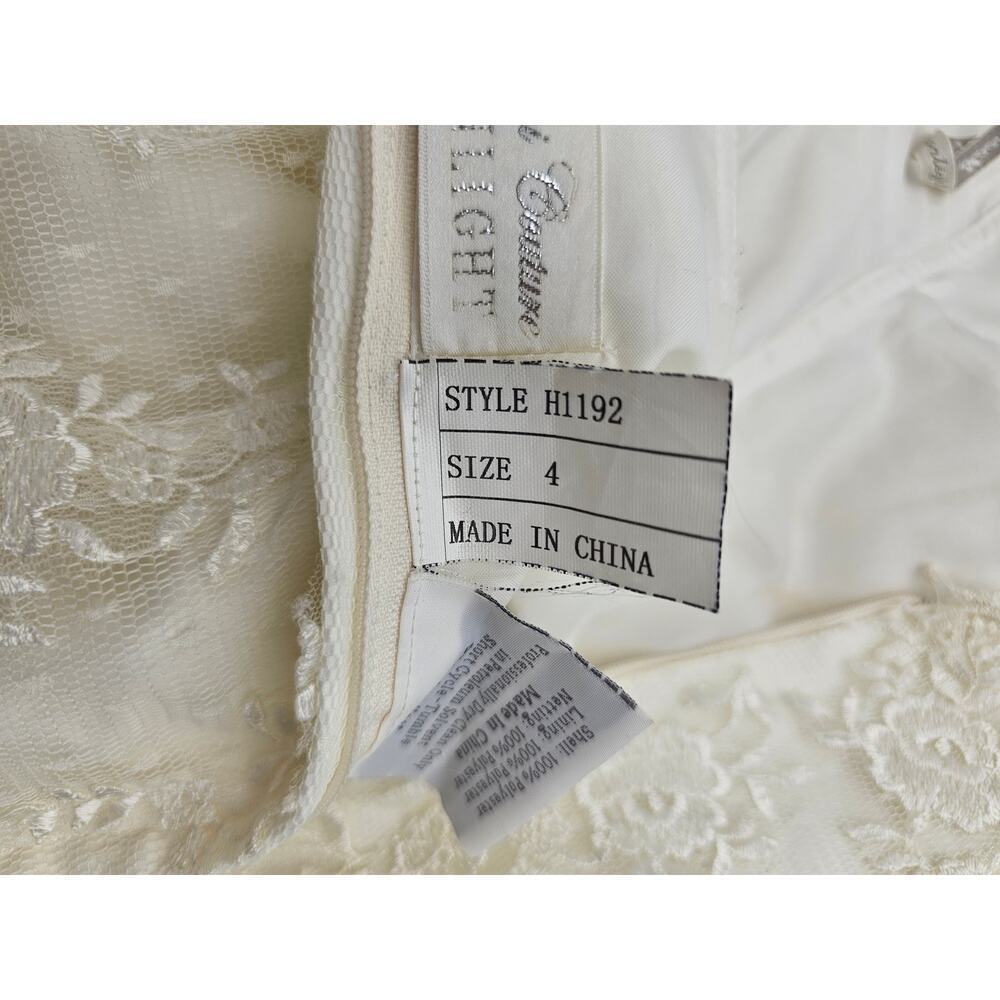 Val Stefani Couture by Moonlight Women's Size 4 Ivory Wedding Dress - Picture 9 of 16